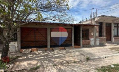 VENTA CASA B° LA POSTA PERICO-216M2-3 DORMITORIOS