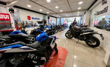 ARRIENDO LOCAL COMERCIAL 3 AMBIENTES 2B SANTIAGO UBICACIÓN