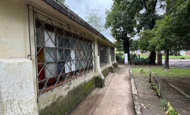 CASA CON GRAN FORESTACION EN RECREO