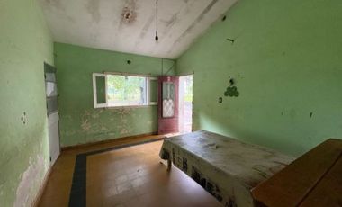 CASA CON GRAN FORESTACION EN RECREO