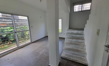 Se Alquila Casa en B° Parque