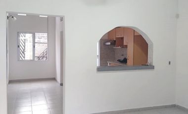 Casa en alquiler en Lanus Oeste