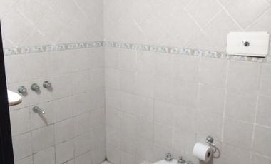 Casa en alquiler en Lanus Oeste