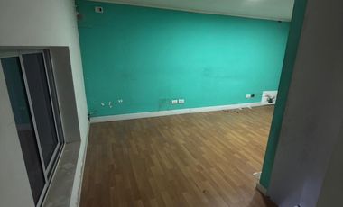 Galpón en alquiler de 330m2 ubicado en Regional
