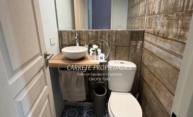 Casa en venta de 4 ambientes, pileta y cochera. Barrio San Sebastián