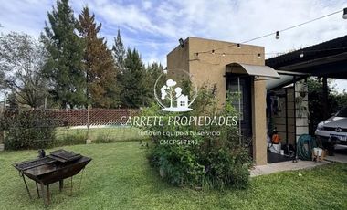 Casa en venta de 4 ambientes, pileta y cochera. Barrio San Sebastián