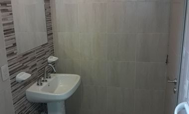 Departamento en alquiler c/ cochera en Maipú