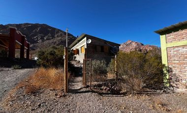 Venta Uspallata 3.000 m2 con Casa y Cabaña, Mza