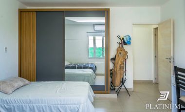 Casa en venta con piscina en Cerrillos
