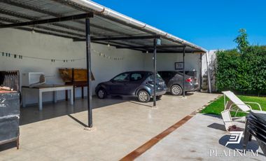 Casa en venta con piscina en Cerrillos