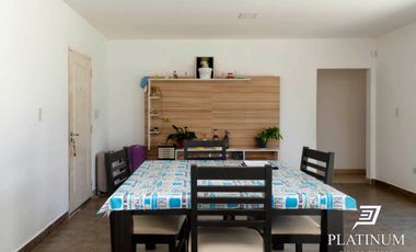 Casa en venta con piscina en Cerrillos