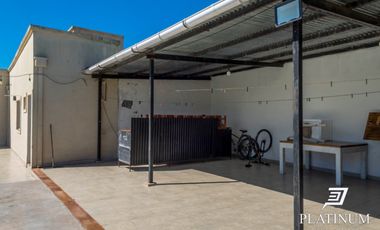 Casa en venta con piscina en Cerrillos
