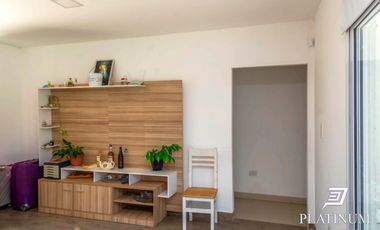 Casa en venta con piscina en Cerrillos