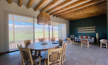 Casa en Venta - Agua del Durazno - La Carrera