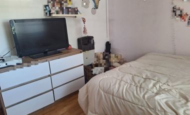 PH 4 ambientes y patio en venta en Tapiales