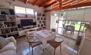 CASA EN VENTA EN CLUB PRIVADO EN MONTE GRANDE