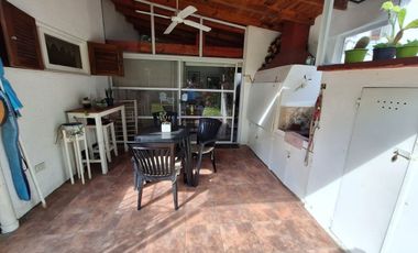 CASA EN VENTA EN CLUB PRIVADO EN MONTE GRANDE