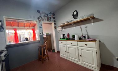 CASA 3 AMBIENTE VENTA GLEW C/GARAGE PATIO PARRILLA