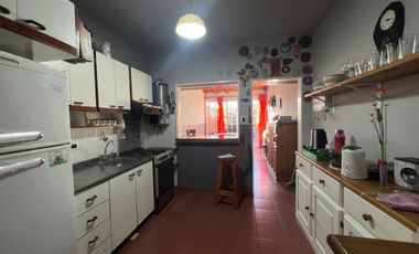 CASA 3 AMBIENTE VENTA GLEW C/GARAGE PATIO PARRILLA