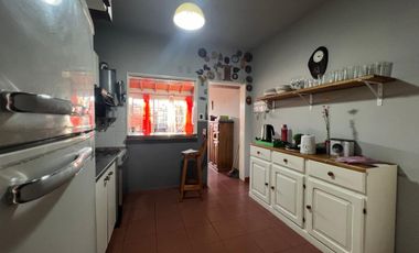 CASA 3 AMBIENTE VENTA GLEW C/GARAGE PATIO PARRILLA
