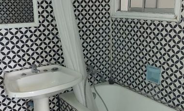 Residencial/Pieza en Arriendo en Se arriendan piezas con baño privado Canal Beagle, Viña del Mar