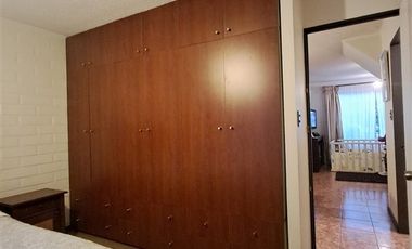Casa en Venta en avenida los patos con paisaje hermoso