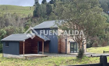 Casa en Arriendo en Los Copihues, Fundo el Maitén Lote 5