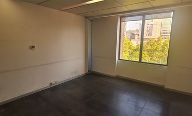 Oficina en Arriendo en Providencia Los Leones