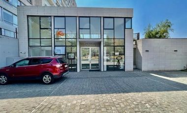 Local Comercial en Arriendo en Av Las Condes