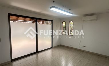 Local Comercial en Arriendo en echeñique 8400, La Reina