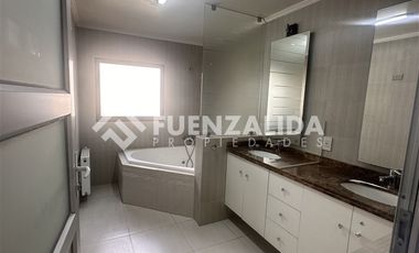 Local Comercial en Arriendo en echeñique 8400, La Reina