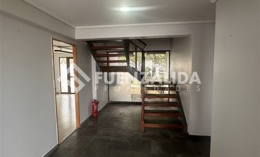 Local Comercial en Arriendo en echeñique 8400, La Reina