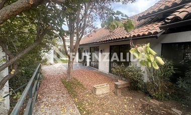 Local Comercial en Arriendo en echeñique 8400, La Reina