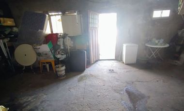 VENTA CASA CON COCHERA A 1 CUADRA DE BLAS PARERA