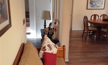 Casa en Arriendo en CONDOMINIO VISTA CORDILLERA /CONSISTORIAL