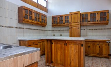 ARRIENDO CASA EN MACHALI 4 DORMITORIOS 2 BAÑOS