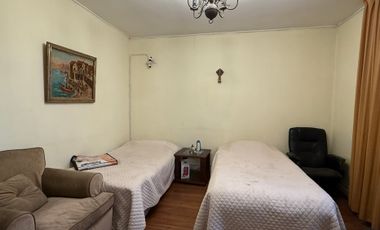 SE VENDE CASA  CON AMPLIO TERRENO IDEAL COMERCIAL