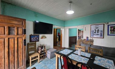 CASA 3 AMBIENTES EN VENTA EN LANÚS JARDIN COCHERA