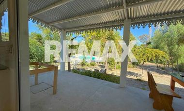 VENTA CASA CON PILETA Y BIOSFERA EN LAS GRUTAS