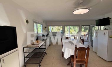 VENTA CASA CON PILETA Y BIOSFERA EN LAS GRUTAS