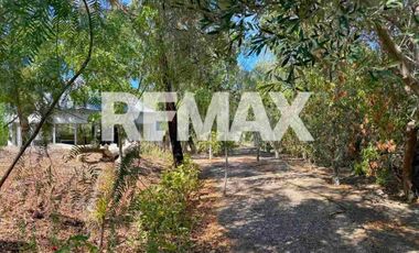 VENTA CASA CON PILETA Y BIOSFERA EN LAS GRUTAS