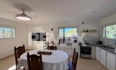 VENTA CASA CON PILETA Y BIOSFERA EN LAS GRUTAS