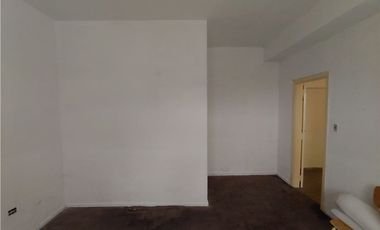 VENTA PH 2 AMB PB 40 m2 PATIO OPORTUNIDAD SARANDI