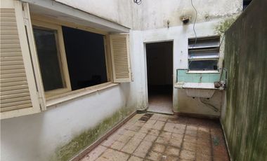 VENTA PH 2 AMB PB 40 m2 PATIO OPORTUNIDAD SARANDI