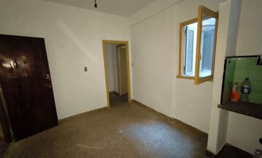 VENTA PH 2 AMB 27 m2 1ER PISO OPORTUNIDAD SARANDI