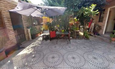 VENTA CASA EN BLOCK CON COCHERA Y QUINCHO, QUILMES