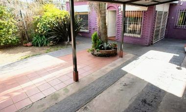VENTA CASA 4 AMB CON PARQUE RANELAGH, BERAZATEGUI