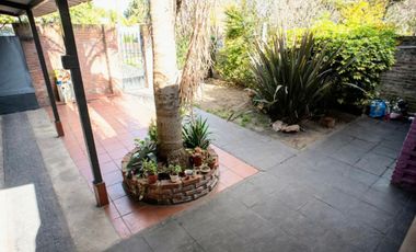 VENTA CASA 4 AMB CON PARQUE RANELAGH, BERAZATEGUI