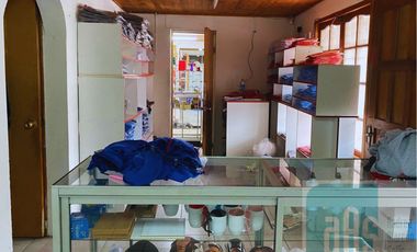 CASA CON LOCAL COMERCIAL EN NANCAGUA