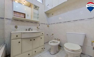 VENTA CASA 3 AMB QUINCHO GARAGE LANUS